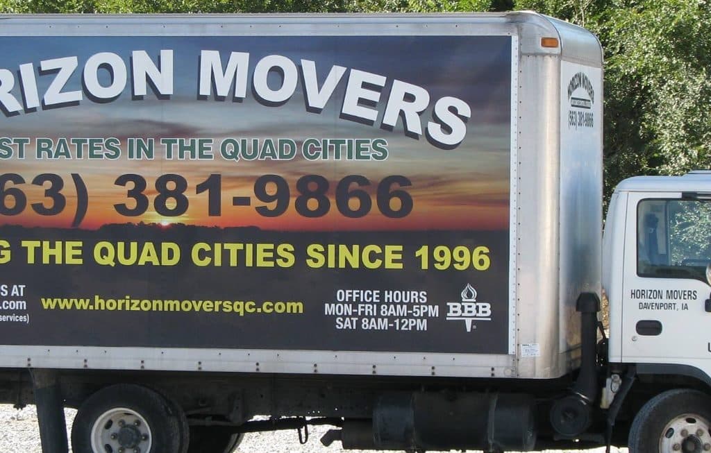 Horizon Movers truck serving Davenport, Bettendorf, Moline, and Rock Island